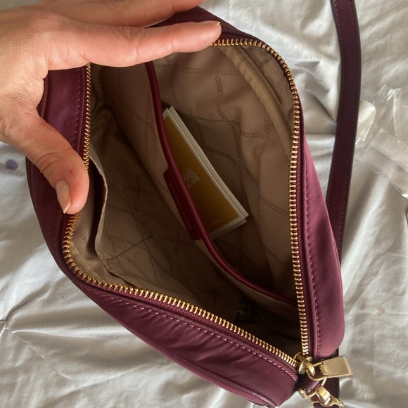 Michael Kors Wine Crossbody Bag with Gold Details - Picture 3 of 4
